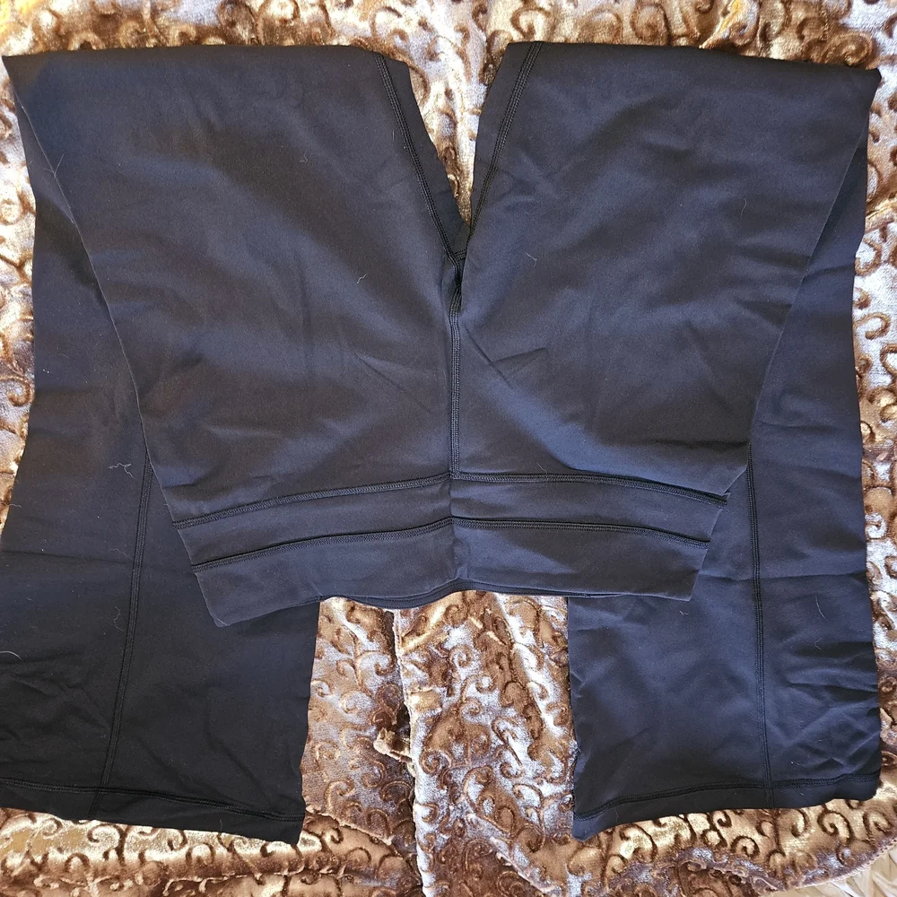 lululemon athletica Black Groove Pant Slim-R - Picture 3 of 8